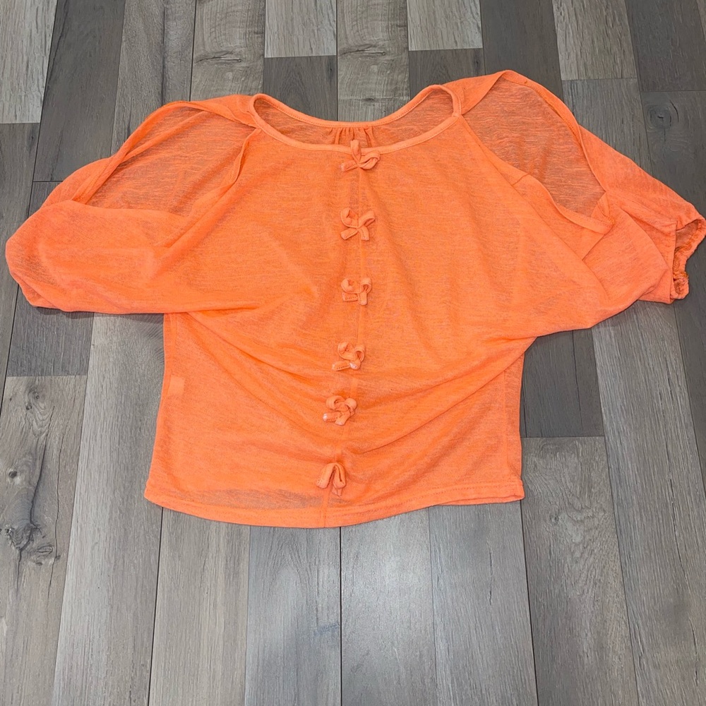 Orange top